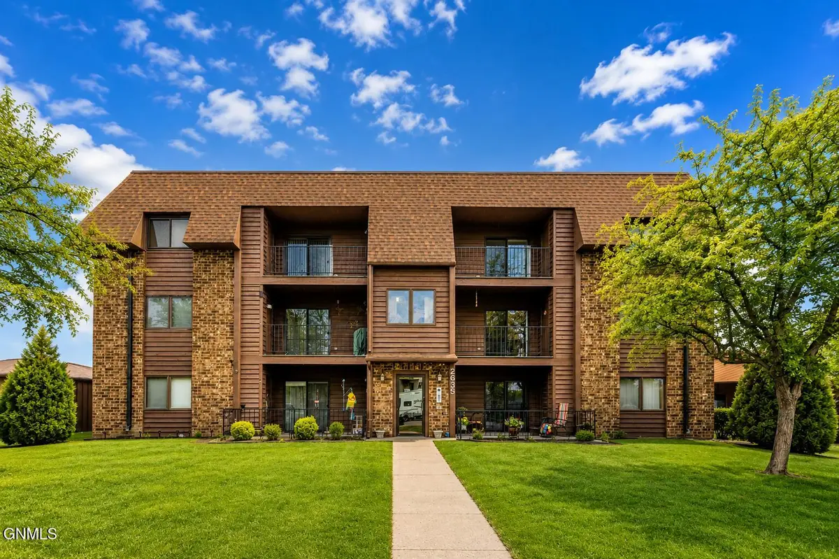 2635 Gateway Avenue #9, Bismarck, ND 58503 - #1