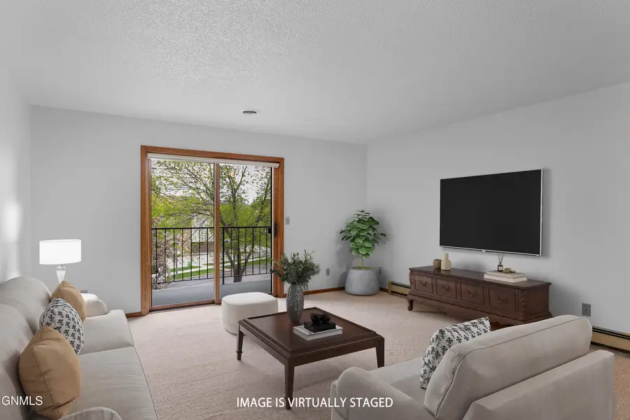 2635 Gateway Avenue #9, Bismarck, ND 58503 - #2