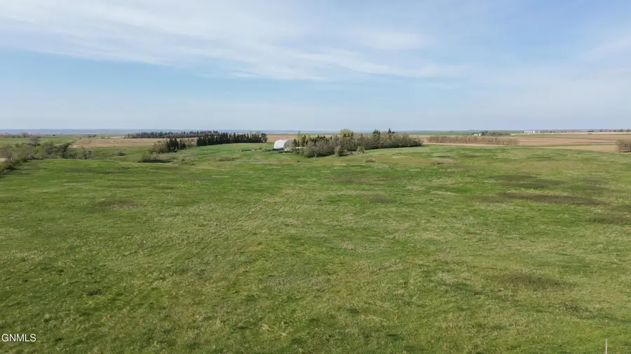 170 44th Avenue Nw, Hazen, ND 58545 - #3