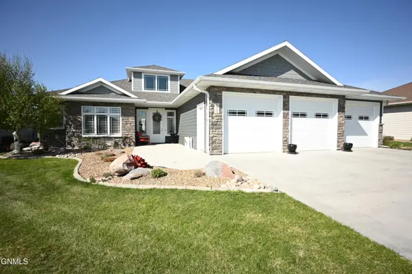 1113 Community Loop, Bismarck, ND 58503