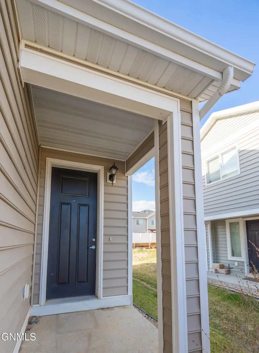 2724 28th Street W, Williston, ND 58801 - #2