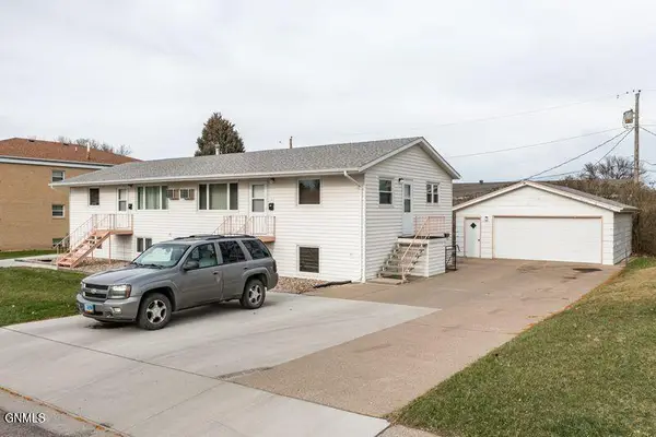 1404 3rd Avenue Nw, Mandan, ND 58554