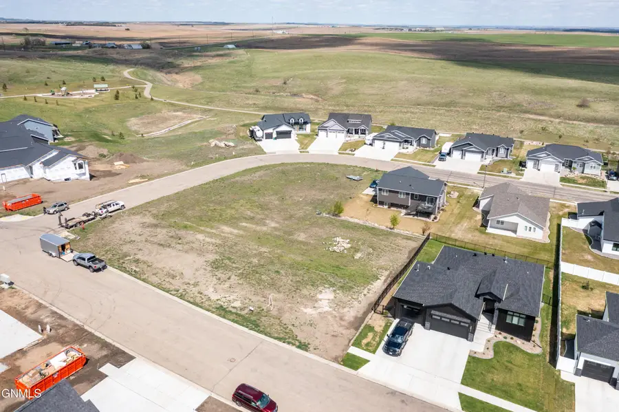 3815 Platinum Street, Bismarck, ND 58503 - #2
