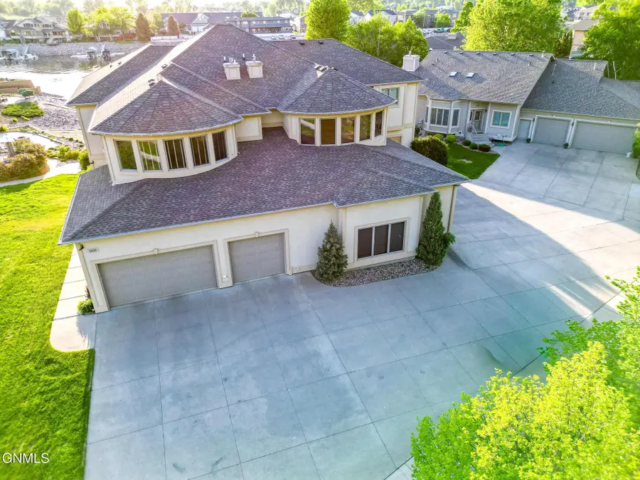1408 Riverwood Drive, Bismarck, ND 58504 - #3