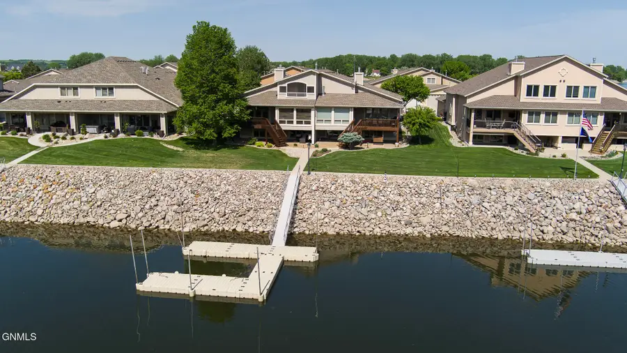 923 Southport Loop, Bismarck, ND 58504 - #3