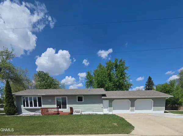 112 3rd Avenue Se, Gwinner, ND 58040