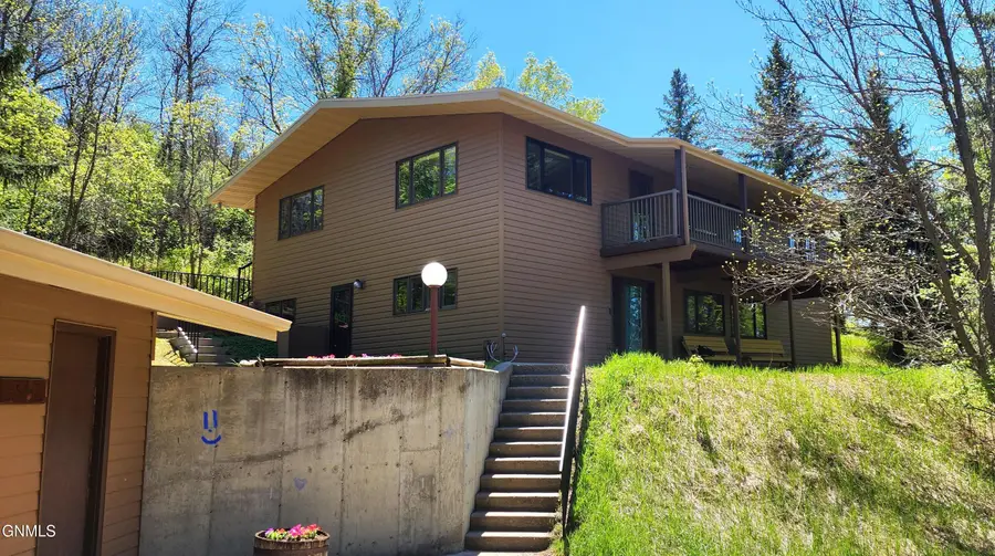 4201 River Road, Bismarck, ND 58503 - #2