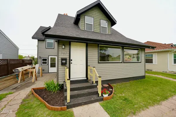 707 5th Avenue Se, Jamestown, ND 58401