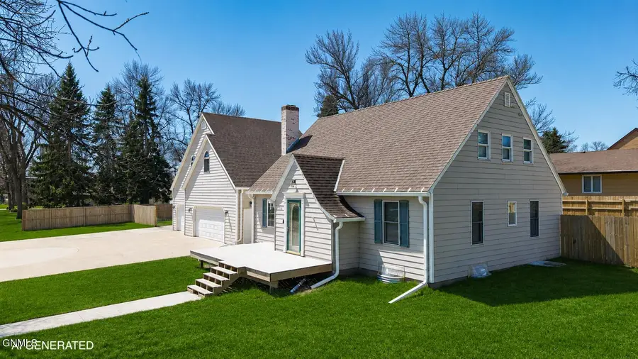 806 9th Street Nw, Cooperstown, ND 58425 - #2