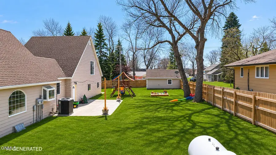 806 9th Street Nw, Cooperstown, ND 58425 - #3