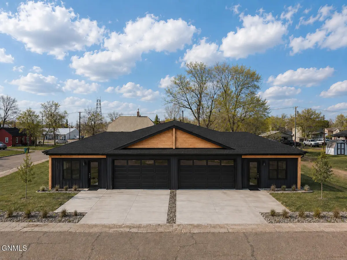 103 1st Avenue Se, Garrison, ND 58540 - #1