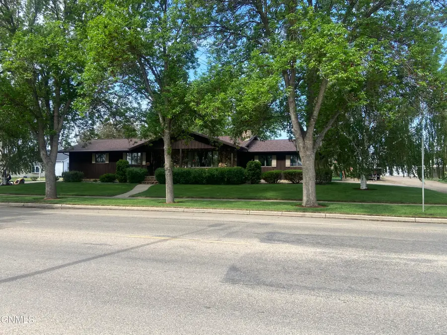 1101 University Avenue, Williston, ND 58801 - #3