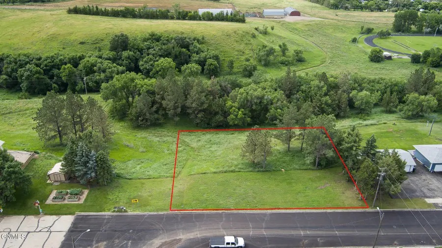 000 Maple Avenue, Linton, ND 58552 - #3