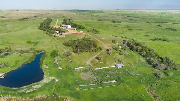 870 81st Avenue Sw, Dodge, ND 58625