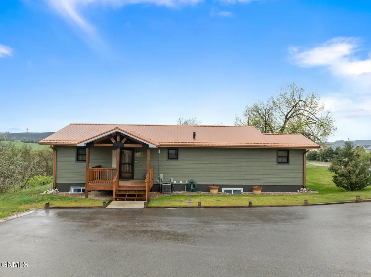 9155 41st Street Nw, New Town, ND 58763 - #1