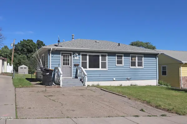 1709 14th Street, Bismarck, ND 58501
