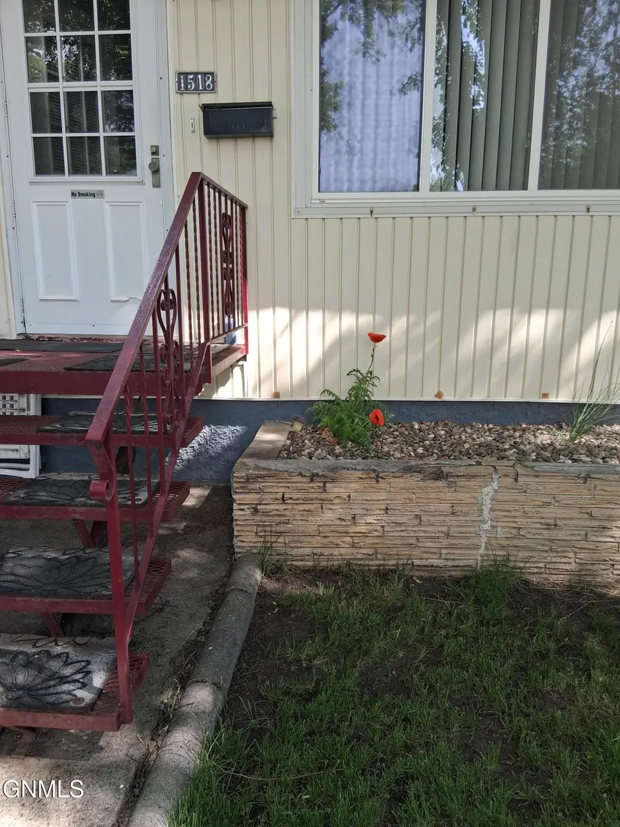 1520 Laforest Avenue, Bismarck, ND 58501 - #2