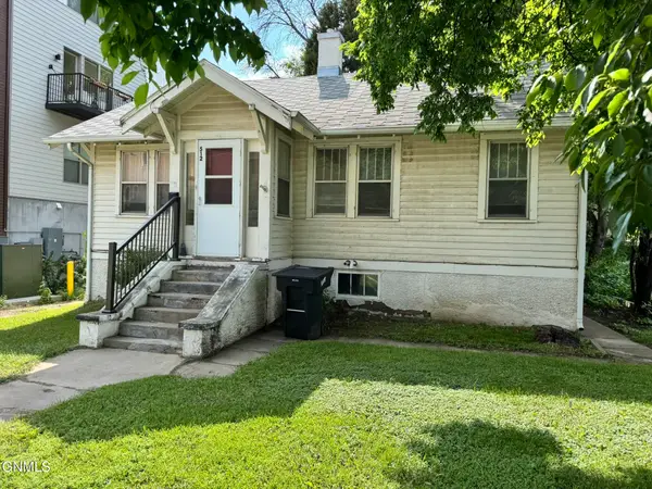 512 3rd Street N, Bismarck, ND 58501
