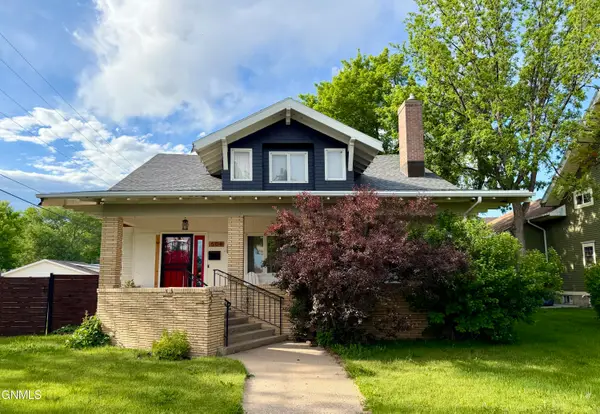 504 3rd Street Nw, Mandan, ND 58554