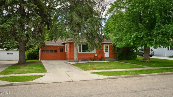 107 Arikara Avenue, Bismarck, ND 58501