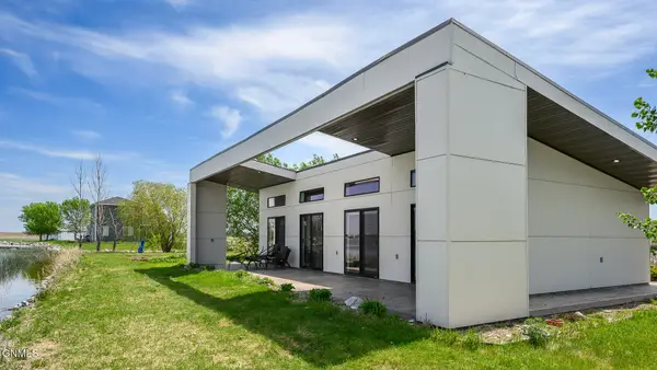206 Shoreline Drive S, Dawson, ND 58428