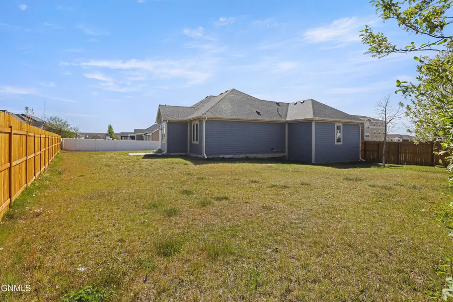 3334 30th Street W, Williston, ND 58801 - #3