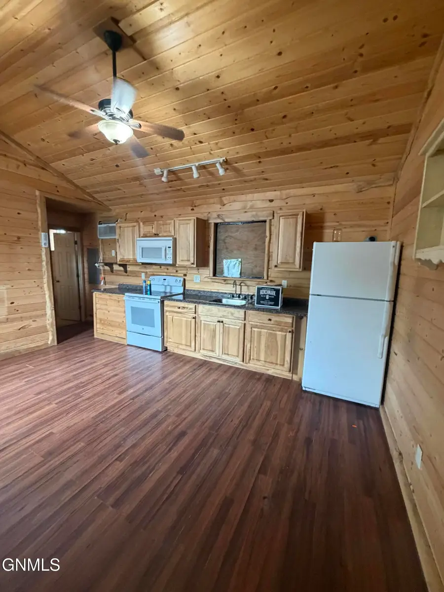 205 Adams Street, Noonan, ND 58765 - #3