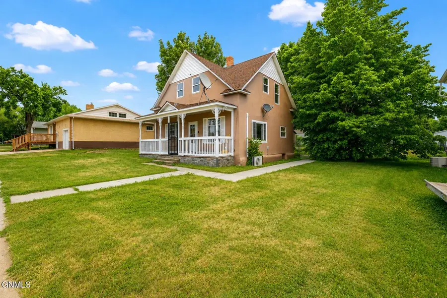 207 3rd Street N, New Salem, ND 58563 - #3