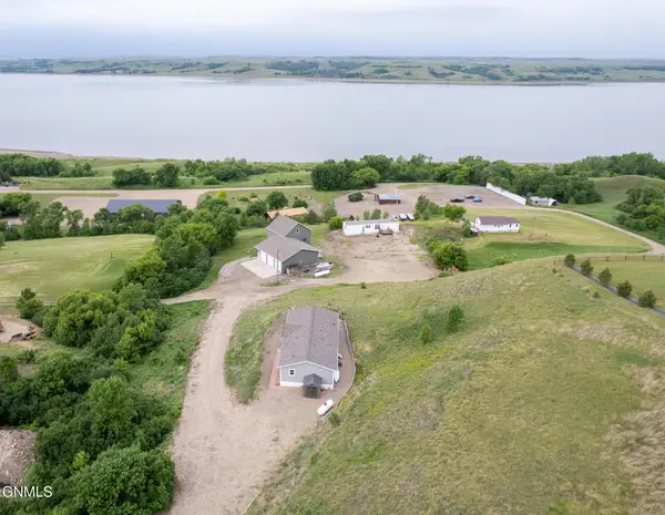 8166 Palm Road, Linton, ND 58552