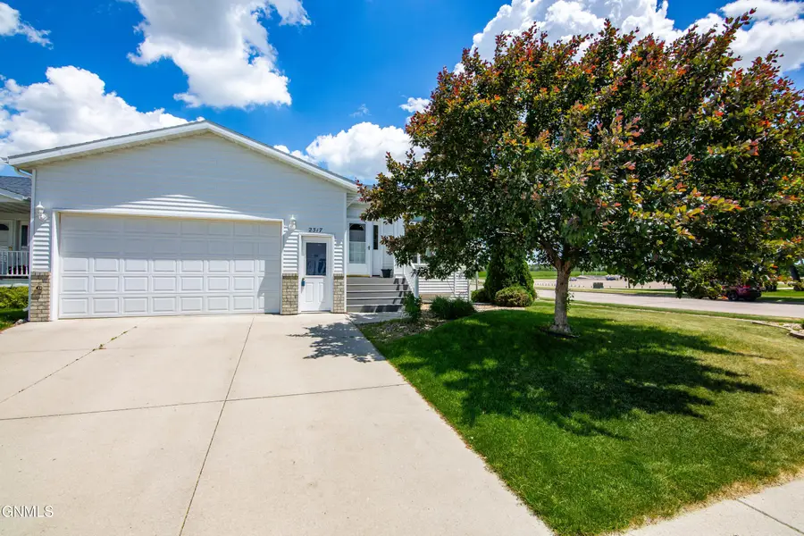 2317 Santa Barbara Drive, Bismarck, ND 58504 - #2