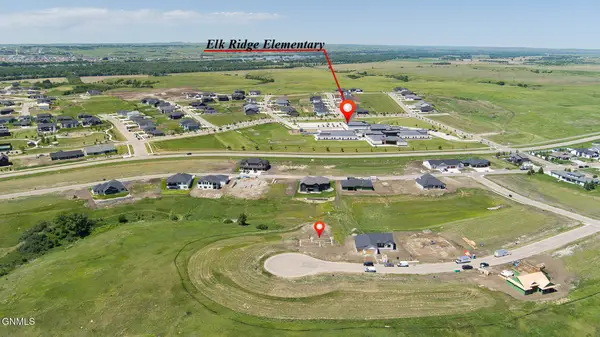 4216 Ruminant Circle, Bismarck, ND 58503