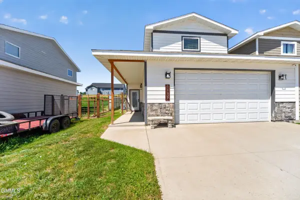 1137 9th Street Sw, Watford City, ND 58854