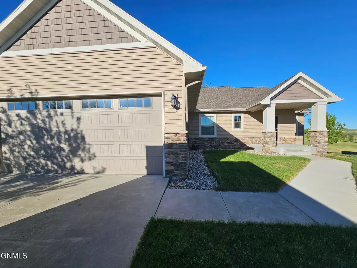 2222 5th Avenue Ne, Watford City, ND 58854 - #1