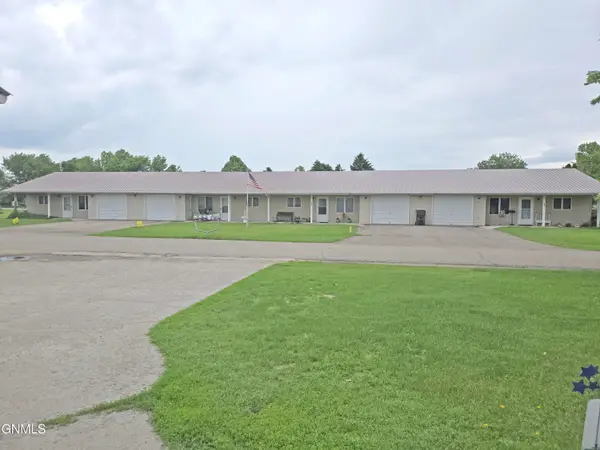 401 2nd Avenue Ne, Steele, ND 58482