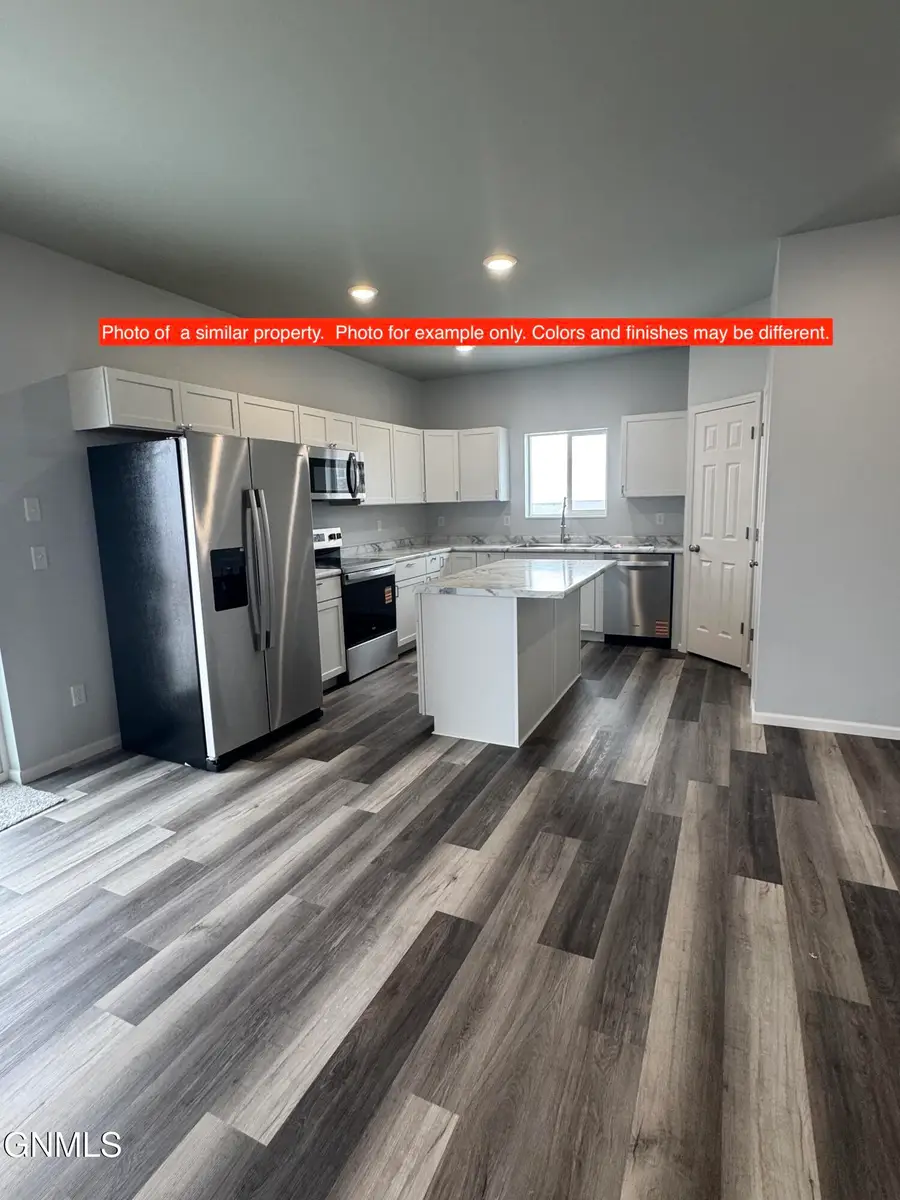 2904 29th Avenue W, Williston, ND 58801 - #2