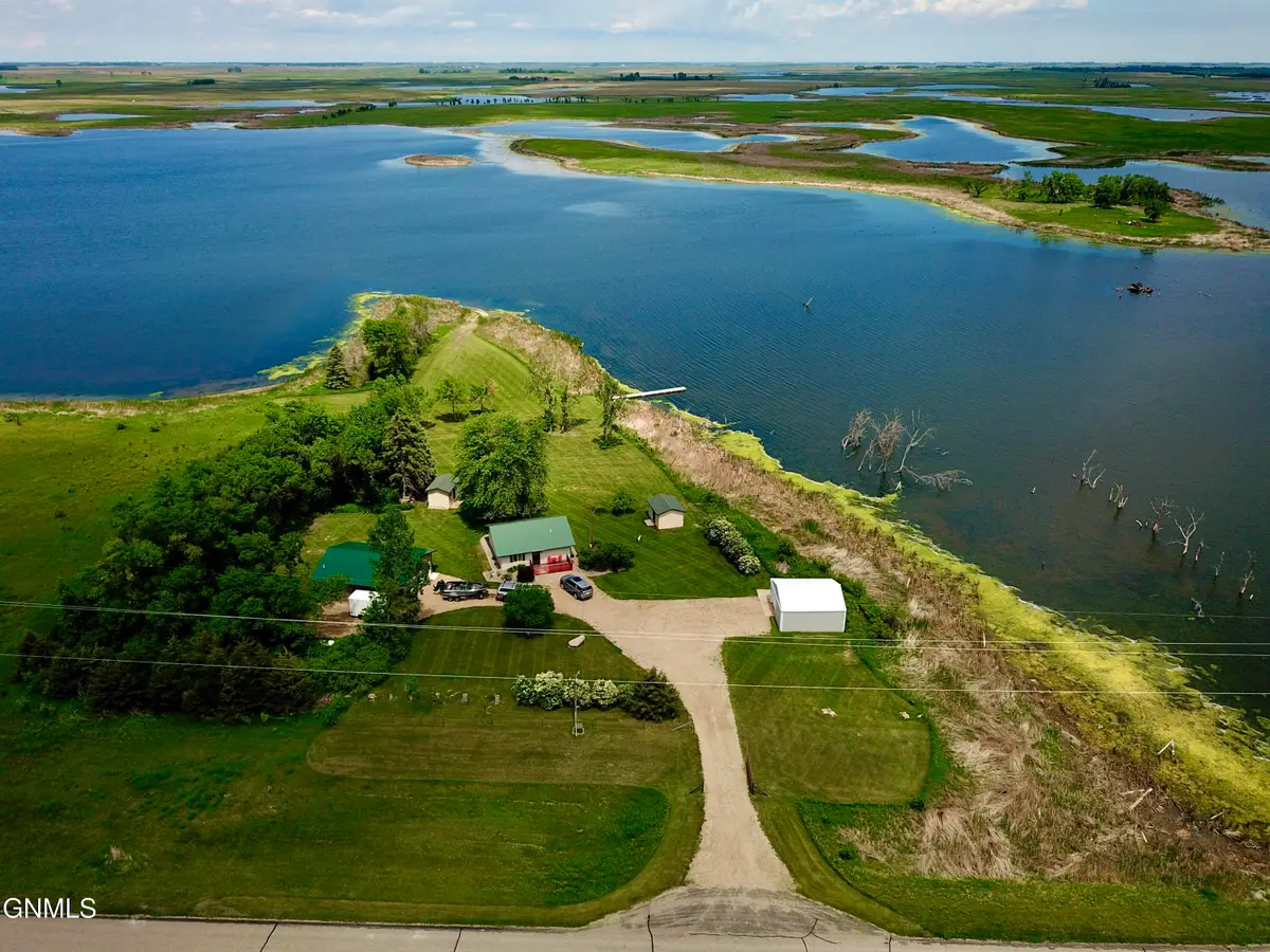 10133 88th Street Se, Oakes, ND 58474 - #1