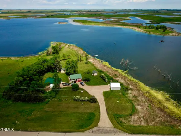 10133 88th Street Se, Oakes, ND 58474