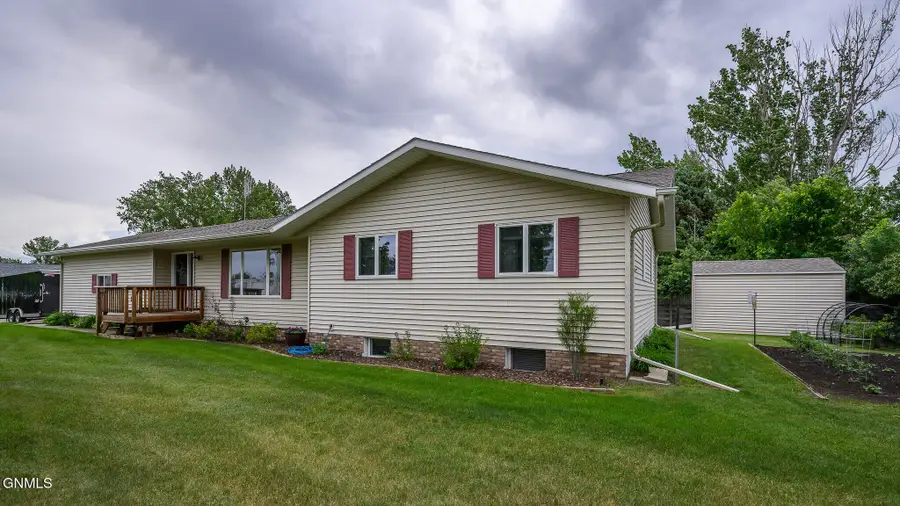 1231 Meadowbrook Drive, Washburn, ND 58577 - #3