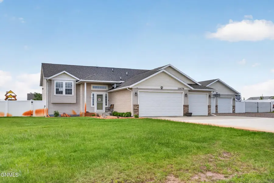 13676 Cherry Street Nw, Williston, ND 58801 - #2