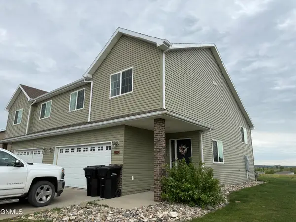 417 8th Street Nw, Watford City, ND 58854