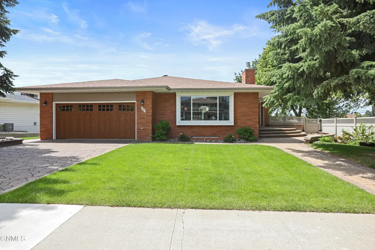 1301/1305 4th Avenue E, Williston, ND 58801 - #1