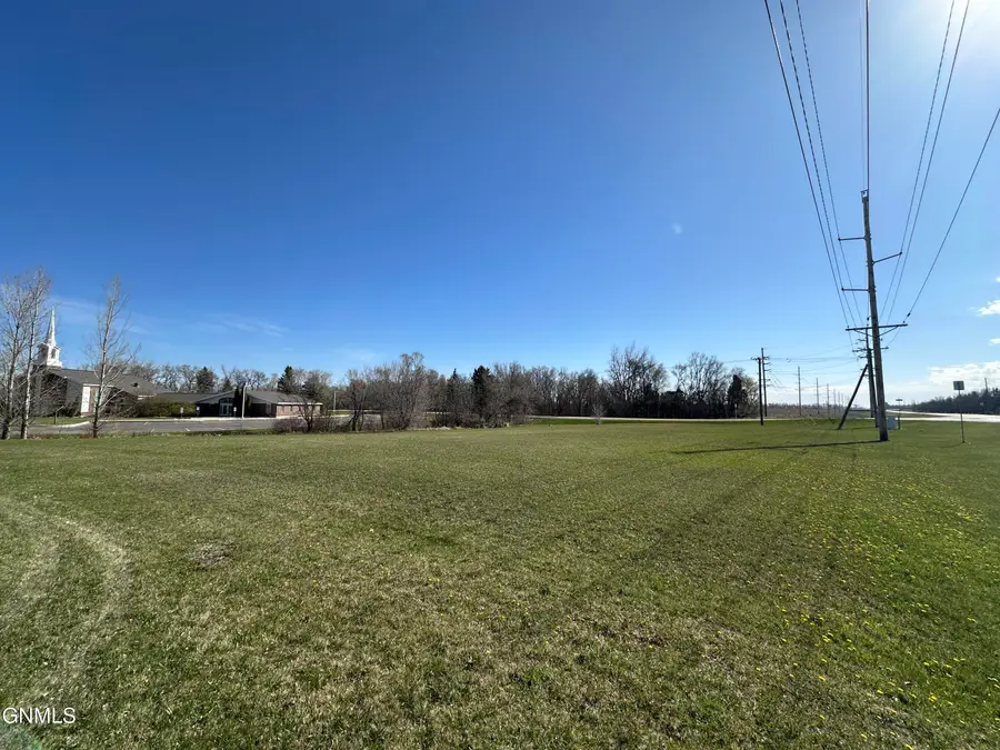 Xxxx 2nd Street Se, Jamestown, ND 58401 - #2