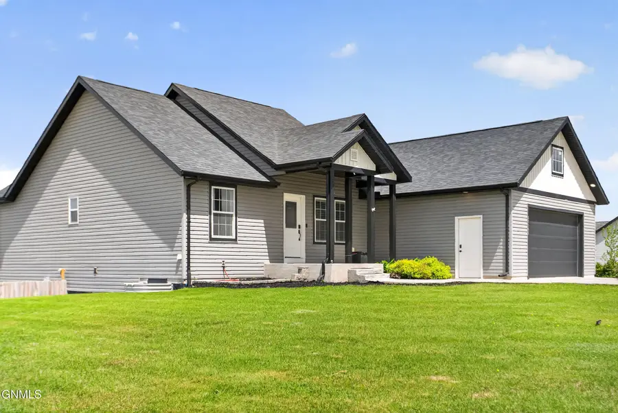 13355 Yellowstone Meadow Street, Williston, ND 58801 - #3