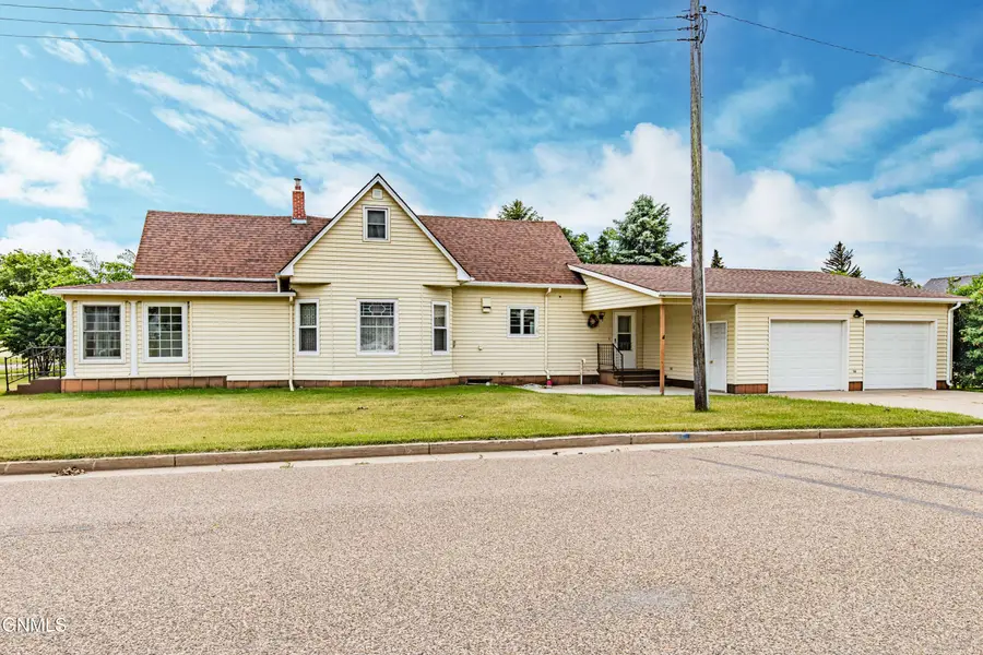 253 1st Street Ne, Garrison, ND 58540 - #2