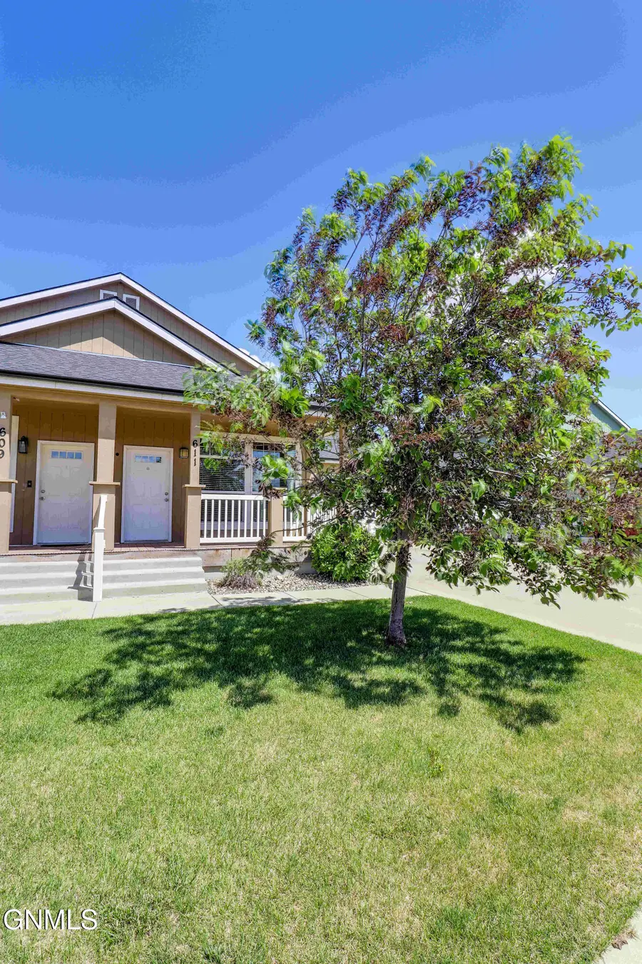 611 40th Street E, Williston, ND 58801 - #2