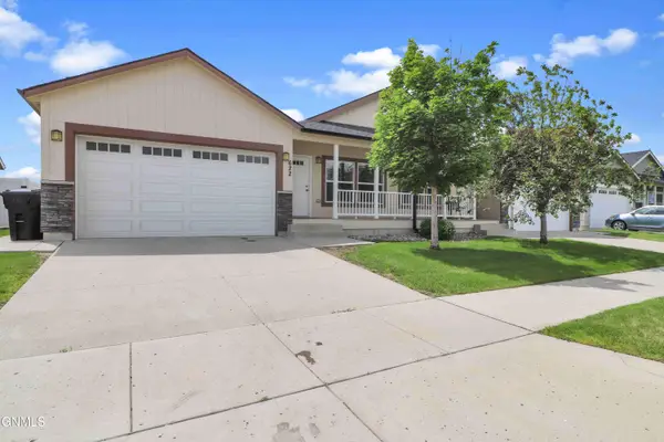 622 40th Street E, Williston, ND 58801