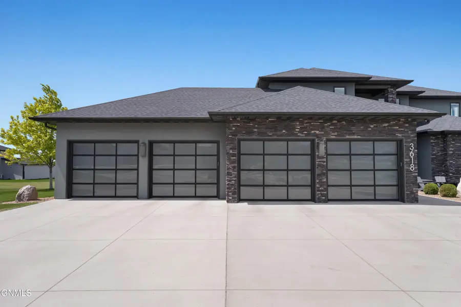 3618 Powder Ridge Drive, Bismarck, ND 58503 - #3