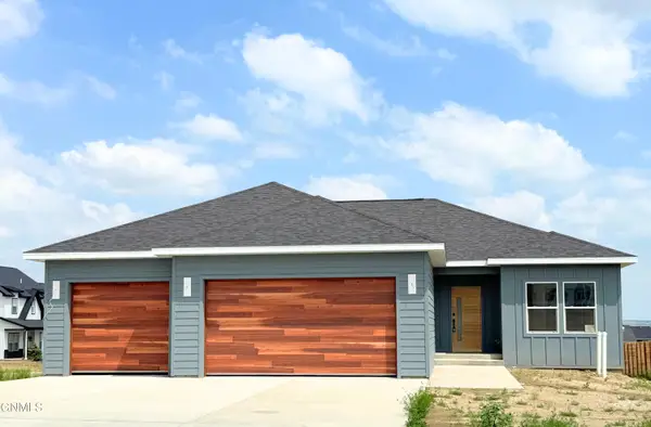 3016 28th Court W, Williston, ND 58801