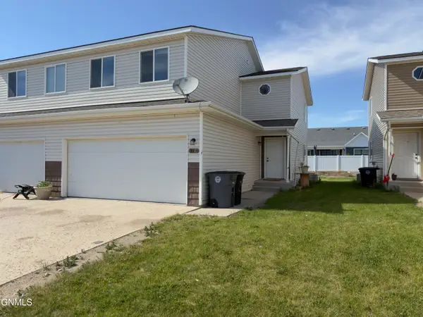 116 7th Street Sw, Tioga, ND 58852