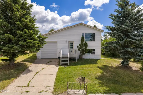 307 7th Street S, New Salem, ND 58563